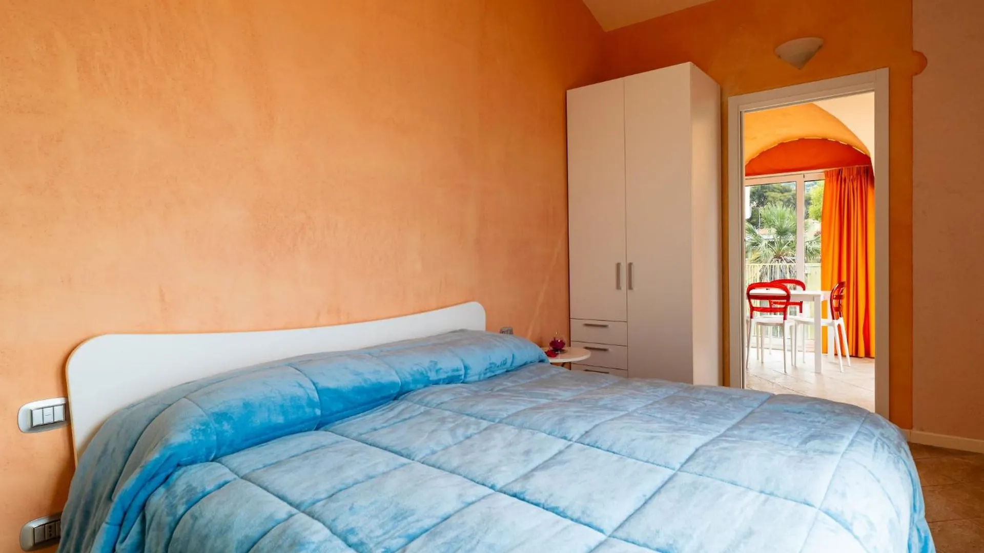 Apartment Albicocca By Interhome Sanremo 0*,
